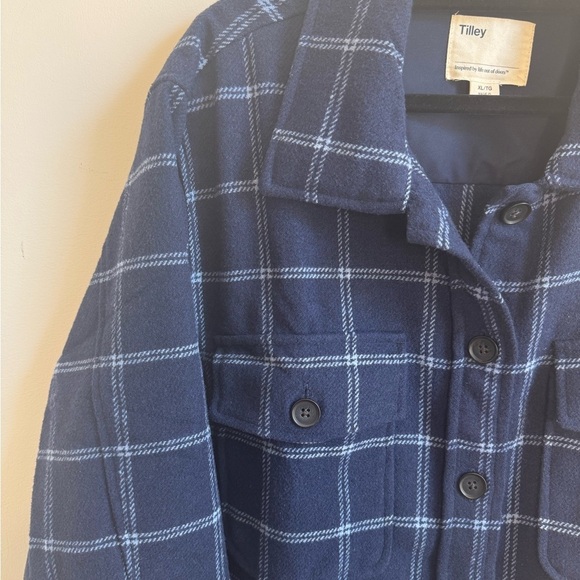 Tilley Women's Navy Plaid Shirt Jacket
Size XL - Picture 8 of 11